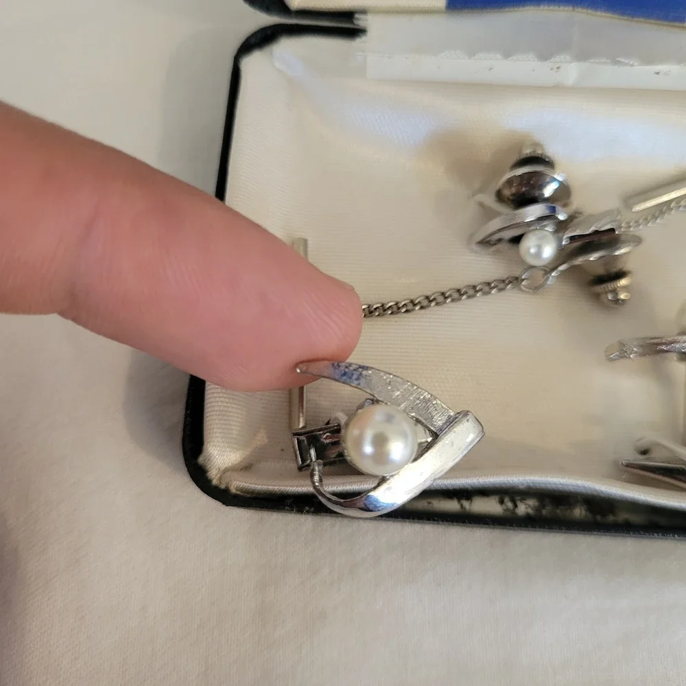 Embassy Vintage Mens Silver Tone Faux Pearl Cufflinks and Tie Tack Set MCM Boxed